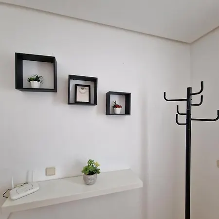 Lola Playa Blanca (Lanzarote)